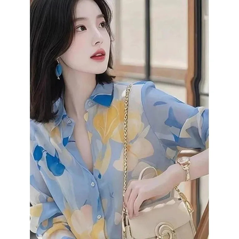 Spring and summer fashion casual printed shirt for women, long-sleeved stylish and versatile loose ladies' top
