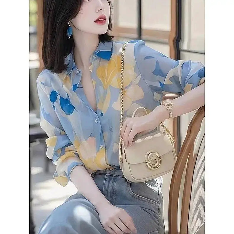 Spring and summer fashion casual printed shirt for women, long-sleeved stylish and versatile loose ladies' top