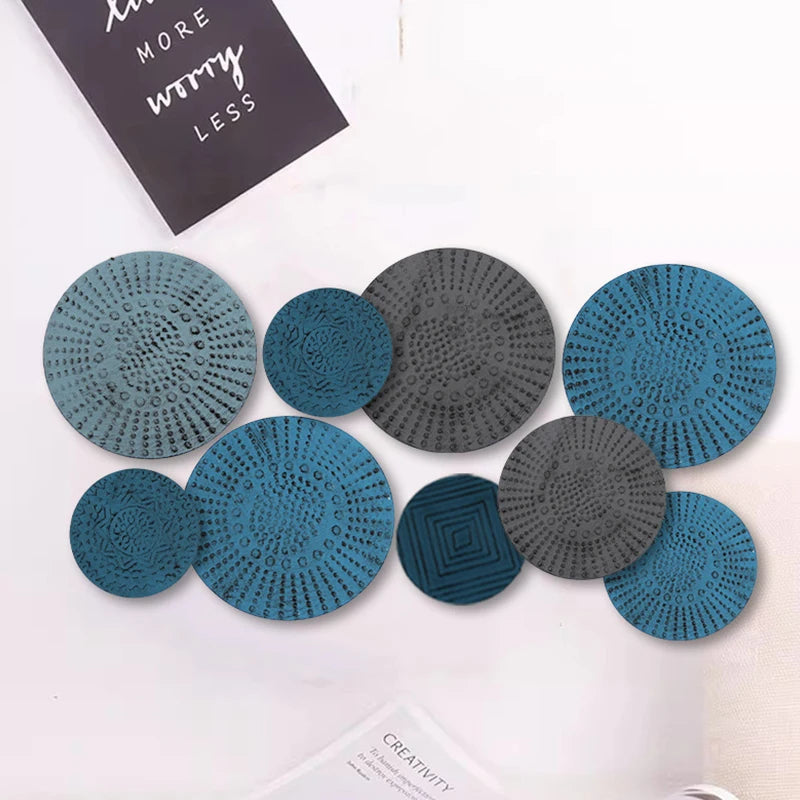 Mediterranean Style Multi-Panel Metal Wall Art – Elevate Your Home Decor with Irregular Disc Design