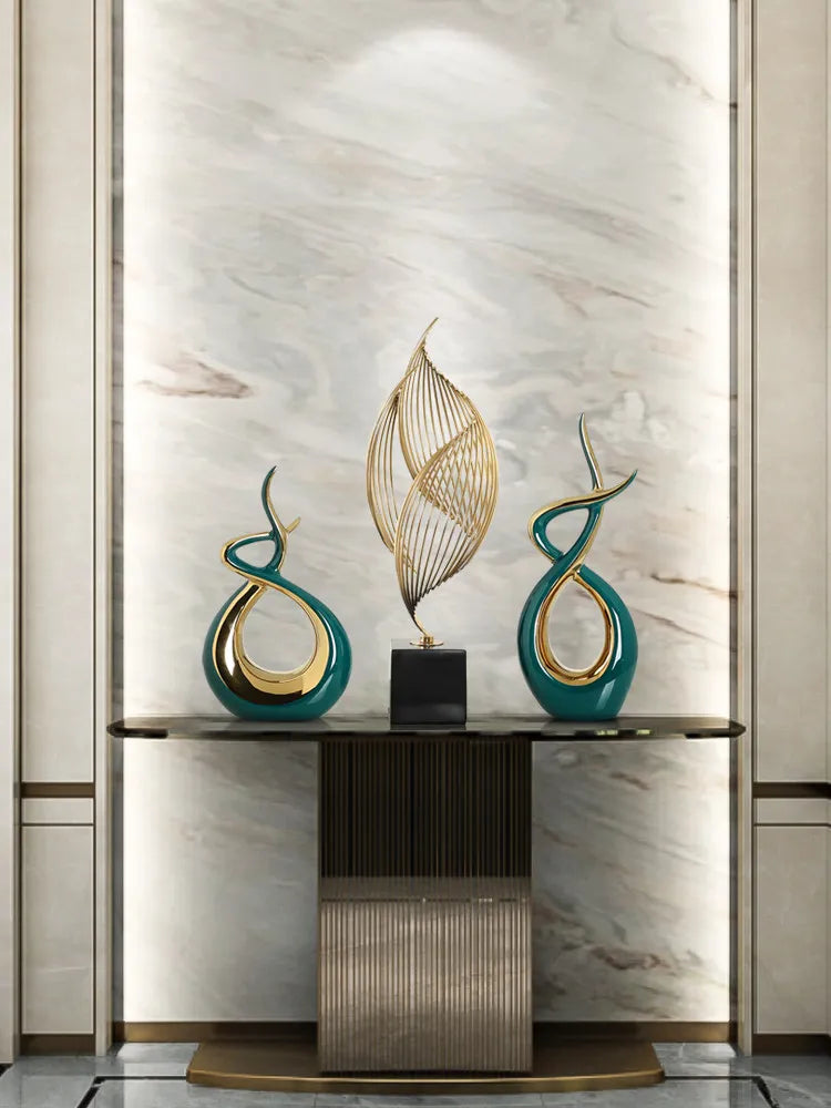 Modern European Ceramic Lover Figurines β Elegant Home Accessories for Artful Living
