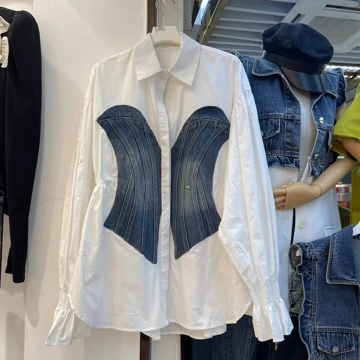 [EWQ] Korean Fashion Denim Patchwork Long Sleeve Striped Blouse Slim Single Breasted Temperament Women Shirt Spring 2025 Autumn
