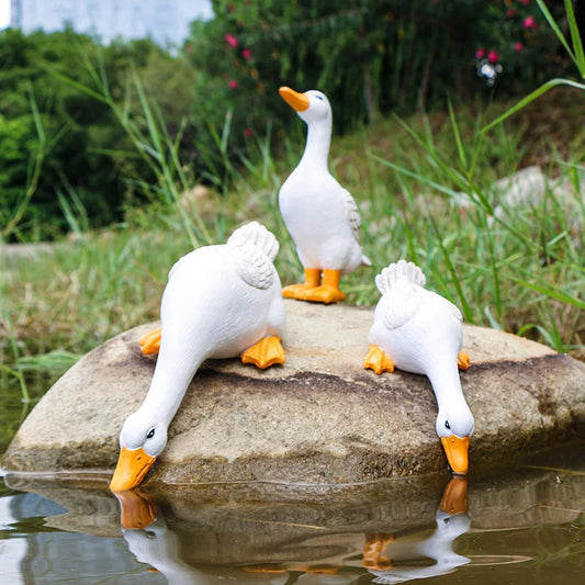 Decorative Wall Panels & Duck Figurines – Rustic Resin Animal Statues for Indoor & Outdoor Charm